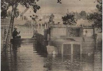 T111-23.jpg