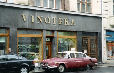 vinoteka.jpg (163.55 KiB) 11752 zobrazení vinoteka.jpg