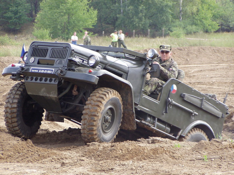 T 805 spec.JPG