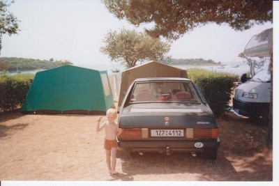 Tatra 613 u moře 2006 2.jpg