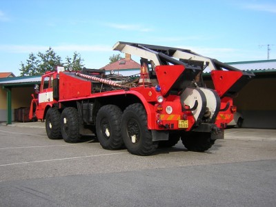 T813 8x8 VYA-4_2.jpg