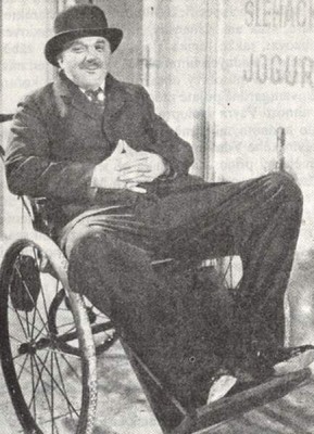 Velbloud uchem jehly 01.jpg