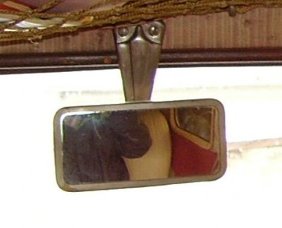 vnitřní zrcátko.jpg