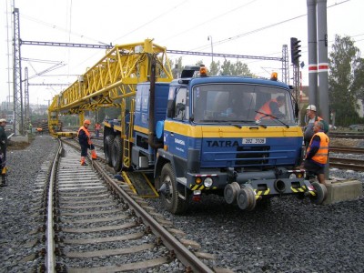 TATRA 815 Pokladač koľajových polí PKP-2.jpg