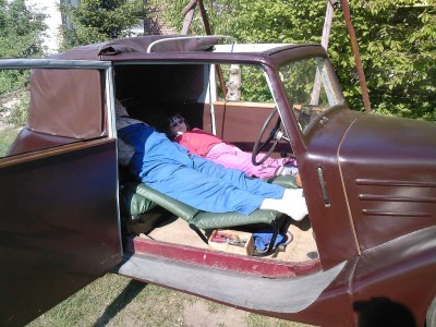 sedačky polokabrio.JPG