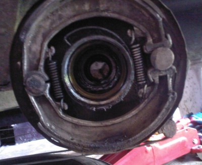 zlomená poloosa 2.jpg