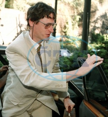 pan mertlík s dvojkovým eletronikem srpen 1998.jpeg