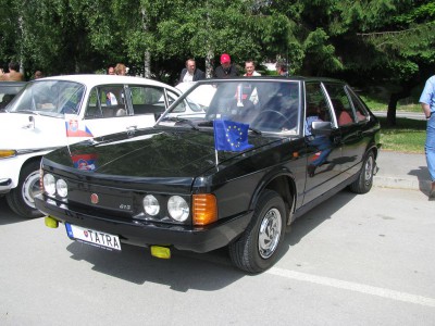 Tatra 613 285a.JPG