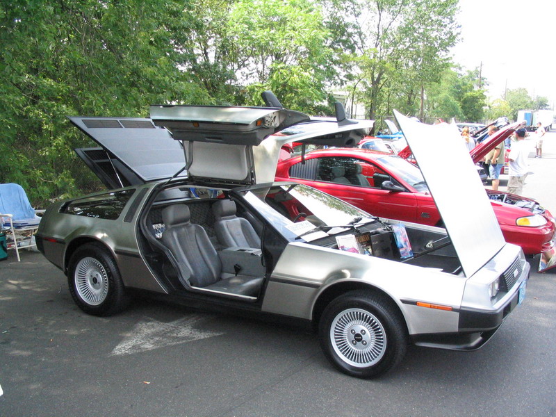 delorean.jpg