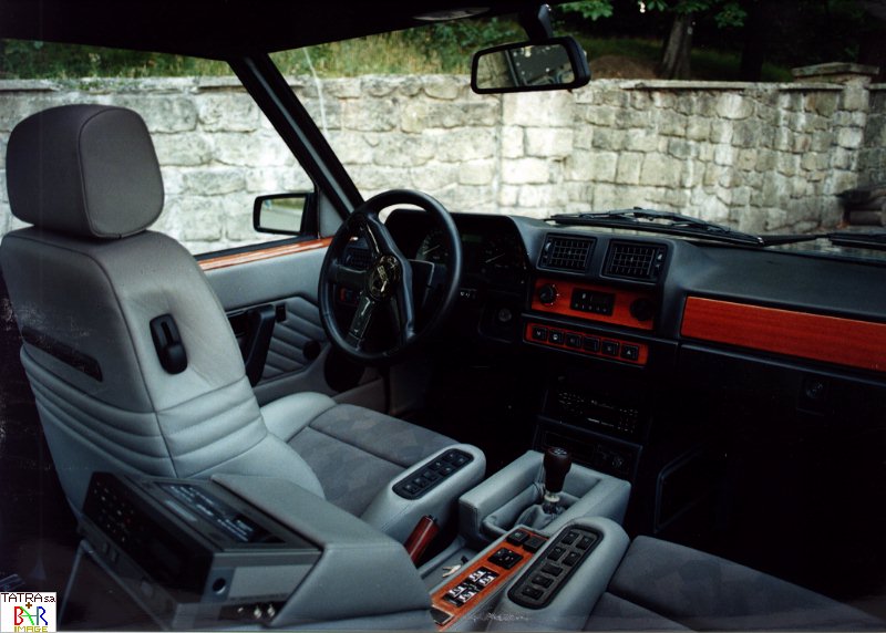 TATRA613-I.JPG