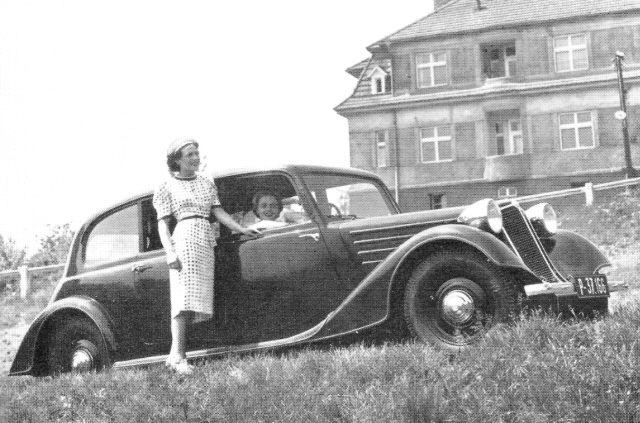 Tatra 75.jpg
