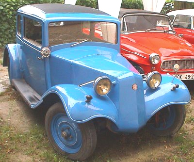 modrá žehlička.jpg