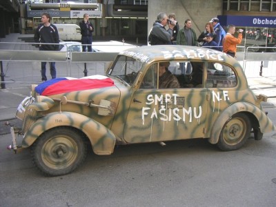 Smrt faschos.jpg